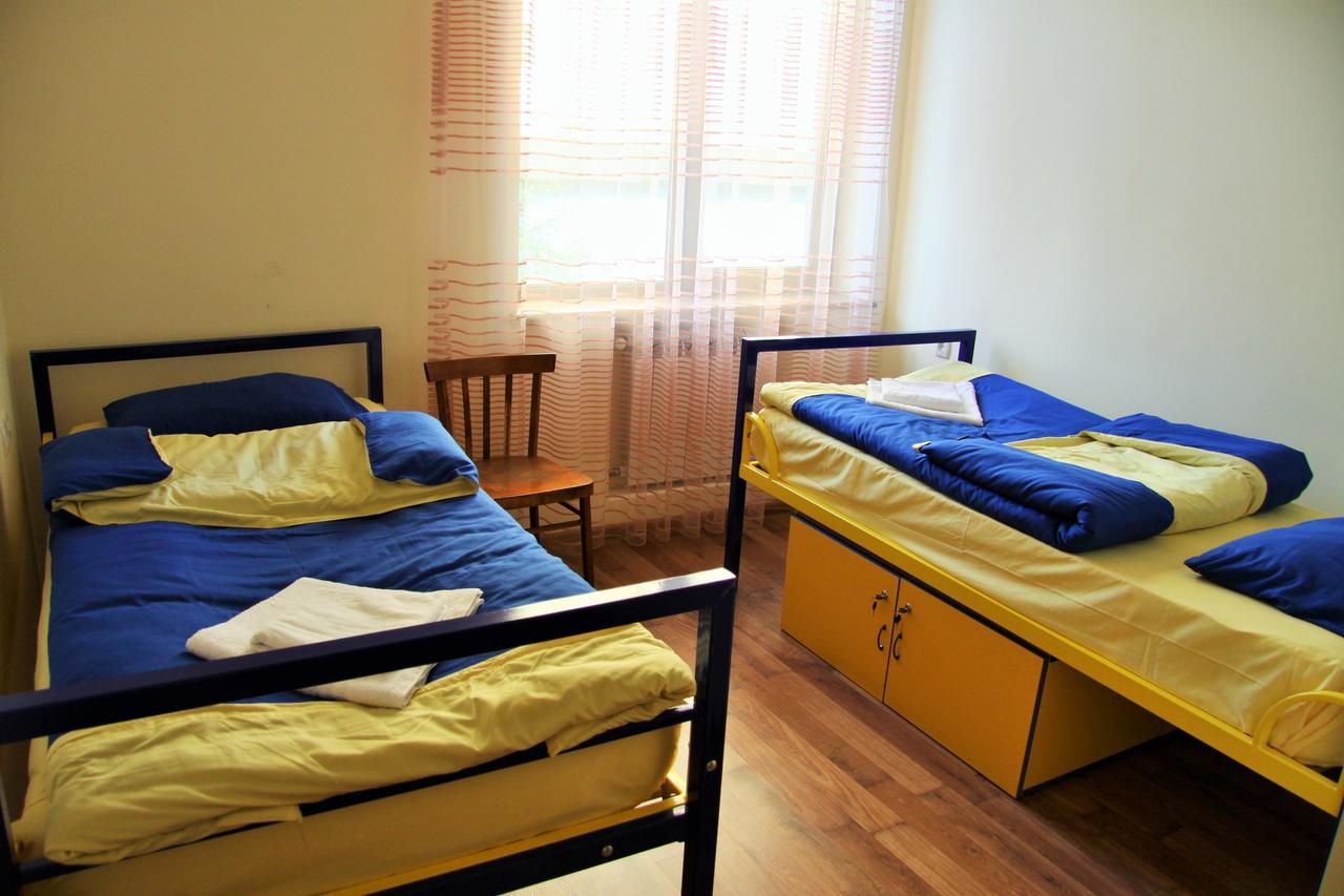 Shat Lav Hostel Ереван Экстерьер фото