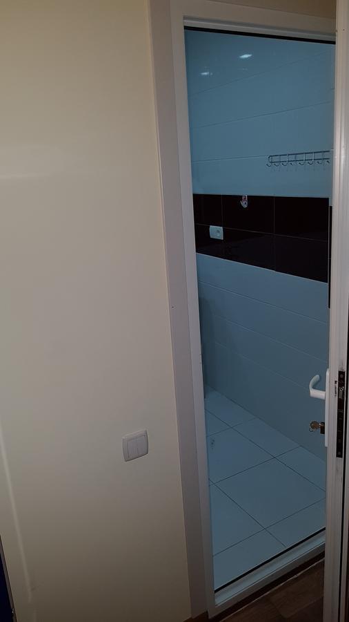 Shat Lav Hostel Ереван Экстерьер фото