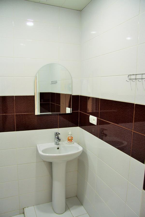 Shat Lav Hostel Ереван Экстерьер фото
