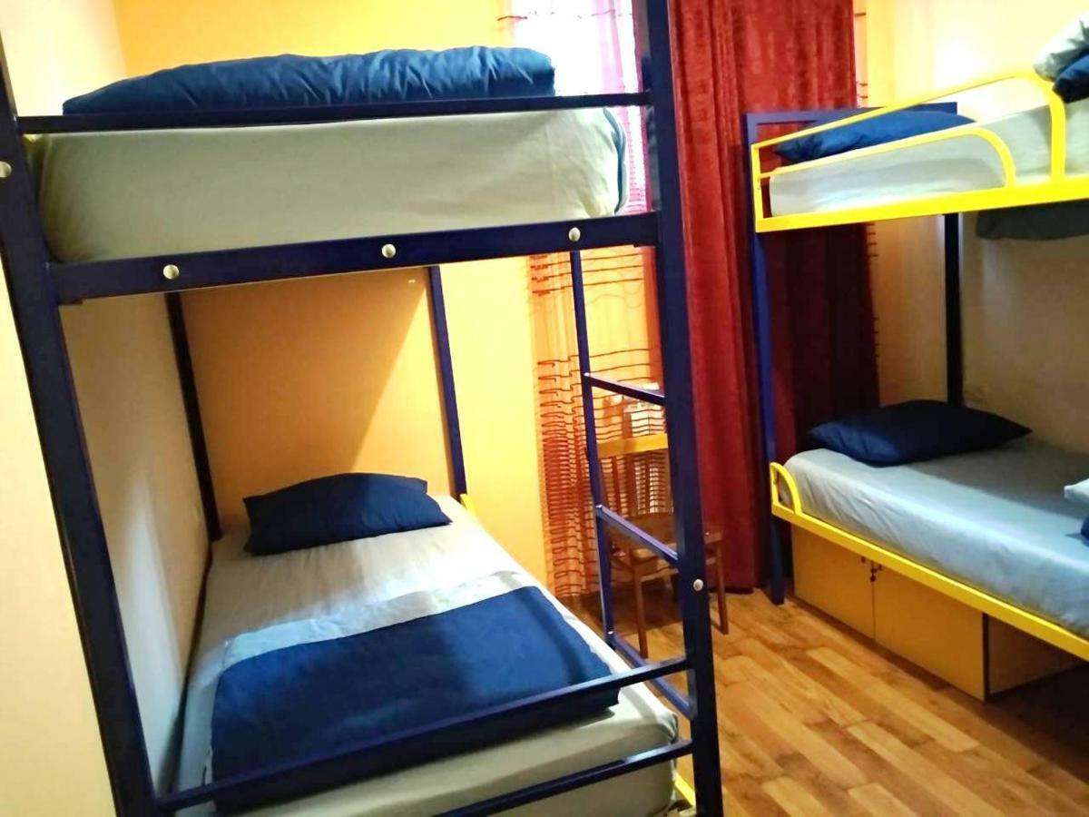Shat Lav Hostel Ереван Экстерьер фото